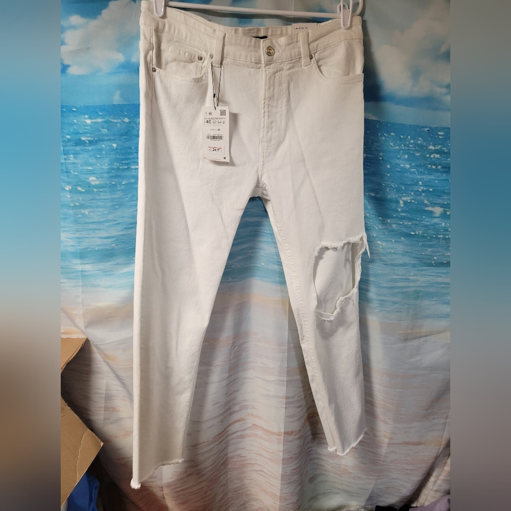 Zara NWT Distressed Raw Hem Slim Stretch Fit White Jeans Size 36 Womens